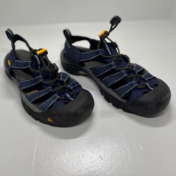 Men’s Keen Footwear Black Shoes size 7.5 - Picture 2 of 10